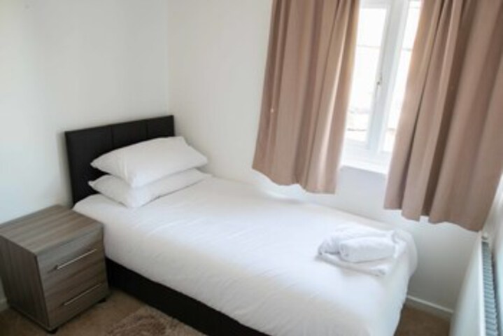 Cambridge North Rooms