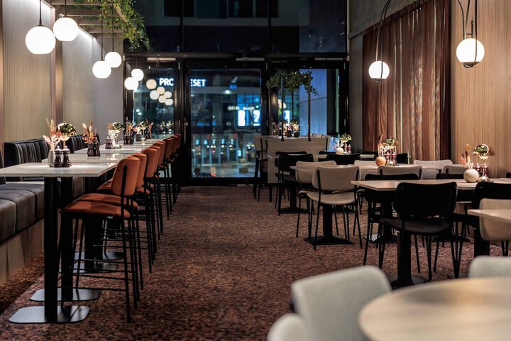 Dining 64 of 93