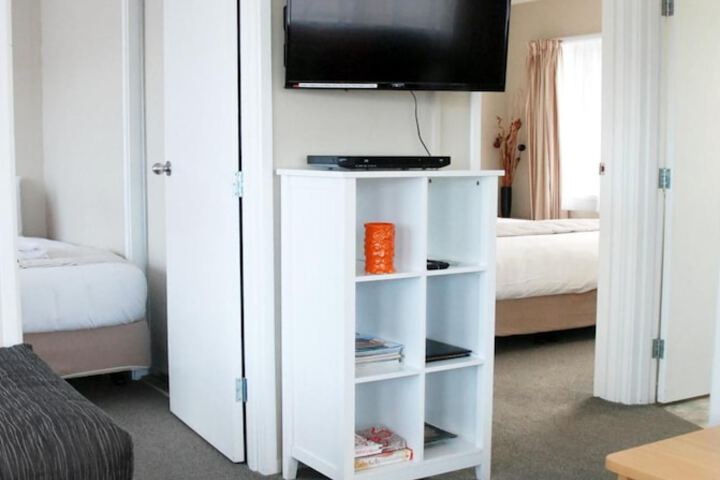 Room 16 of 68