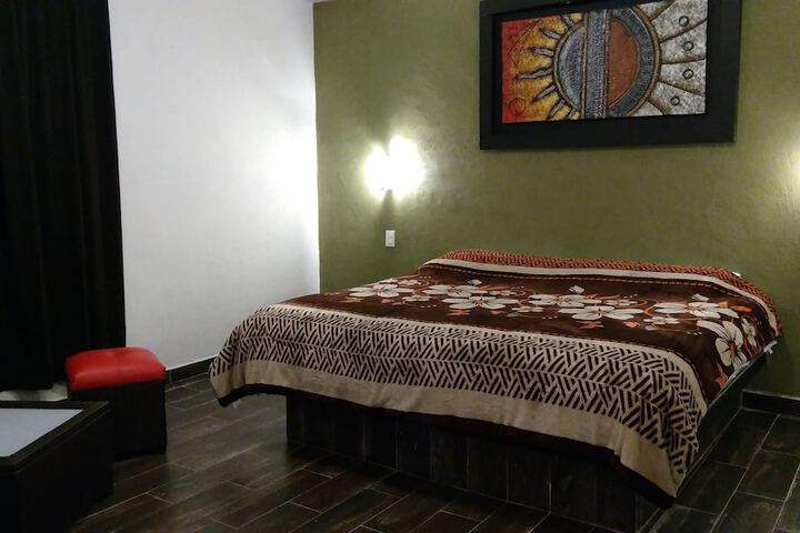 Room 5 of 53