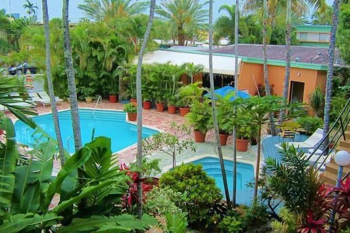 Pool 87 of 120