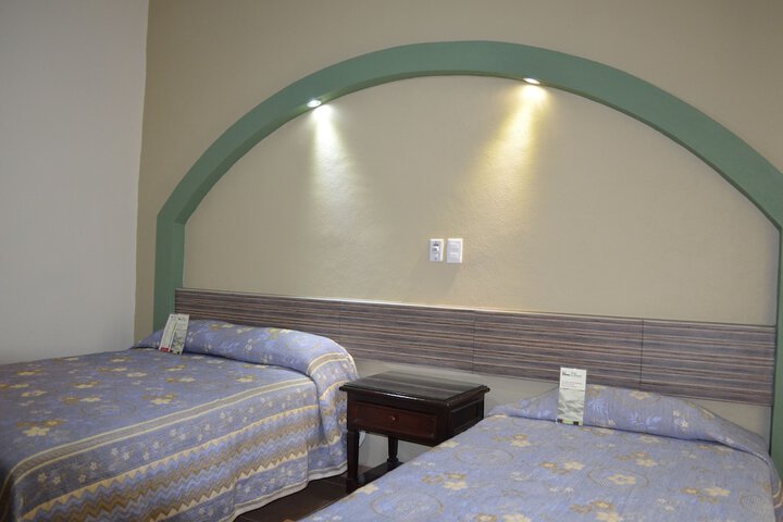Room 4 of 53