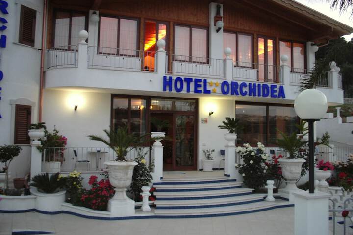 Hotel 57 of 82