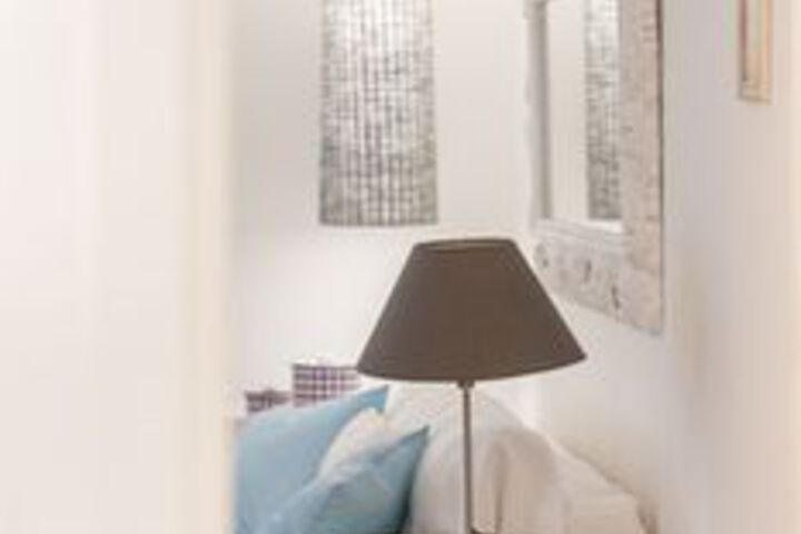 Room 9 of 21