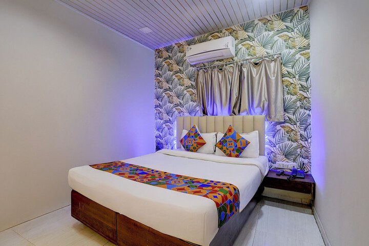 Room 17 of 26