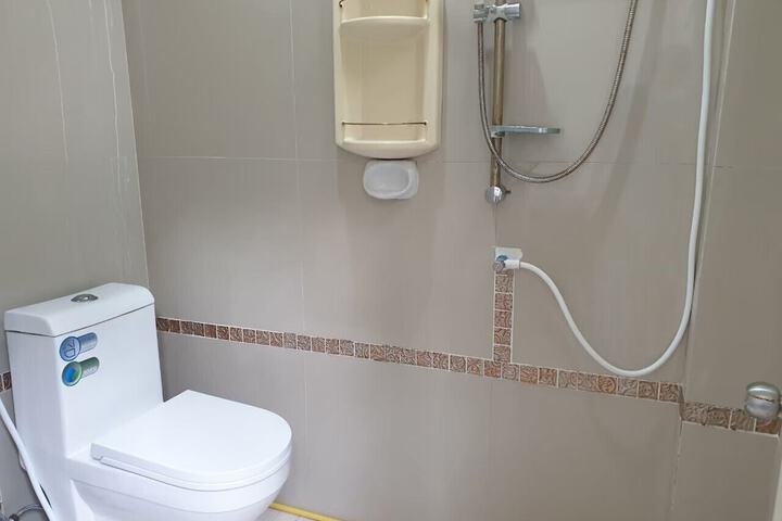Room 150 of 195