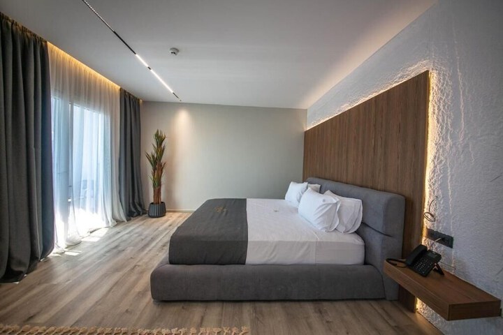 Room 54 of 93