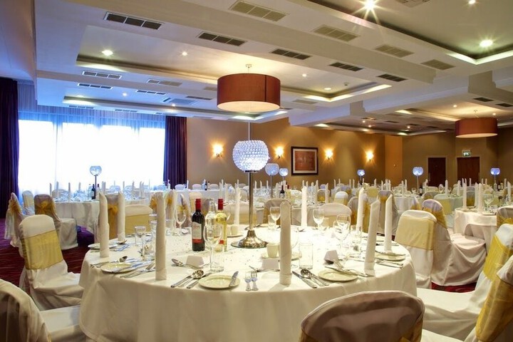 Wedding/Banquet 34 of 47