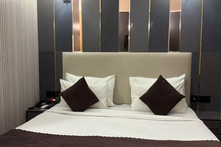 Room 67 of 130
