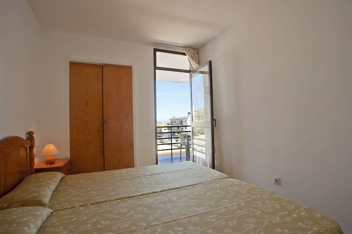 Room 15 of 63