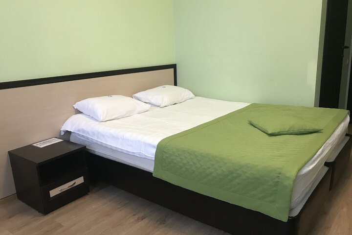 Room 83 of 127
