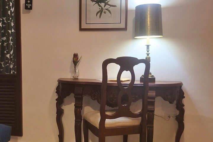 Room 16 of 52