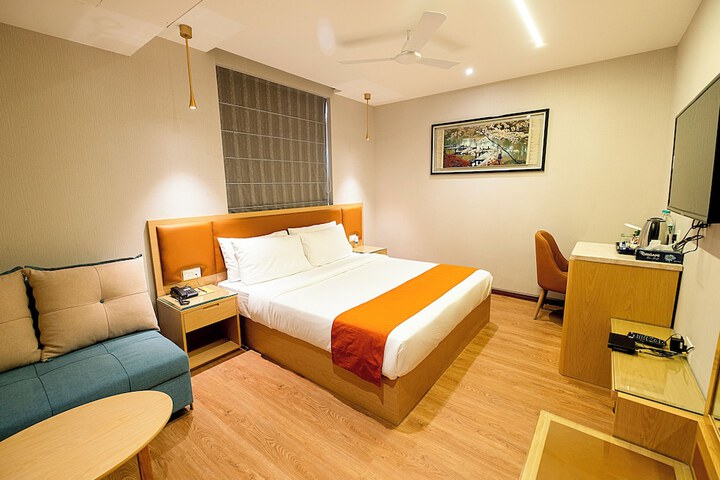 Room 35 of 57