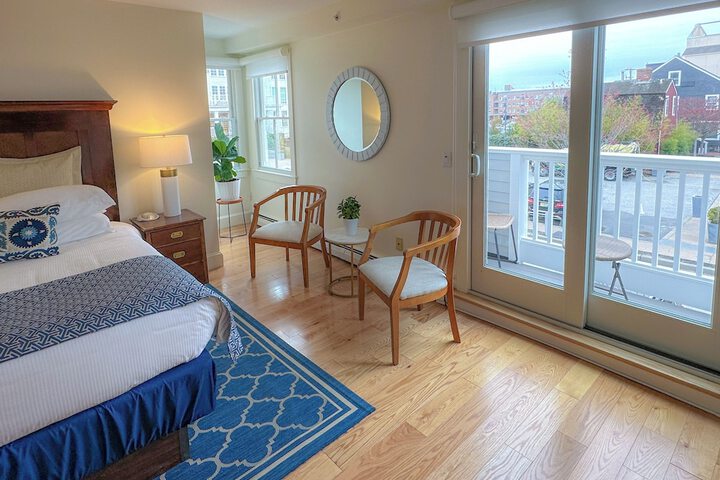Room 21 of 47