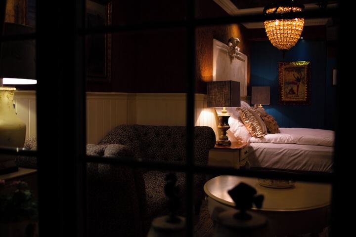 Room 37 of 71