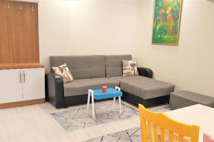 Room 9 of 190