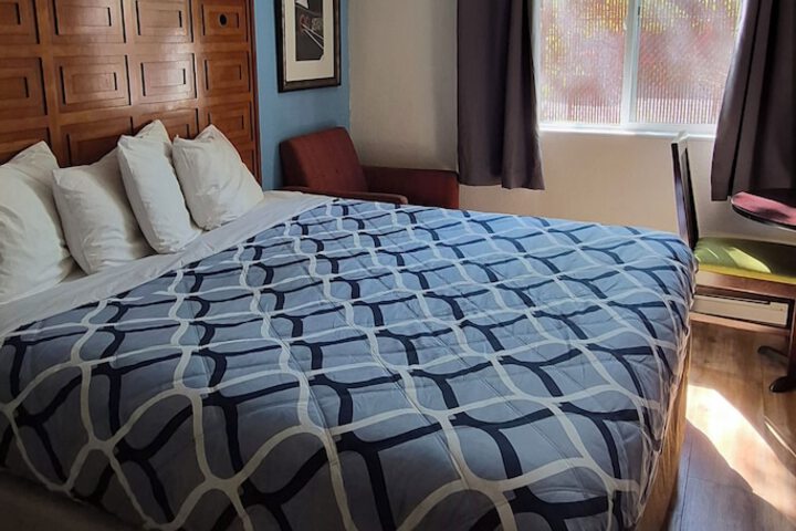 Room 34 of 51