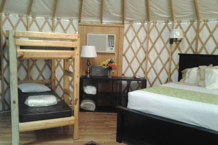 Room 15 of 36