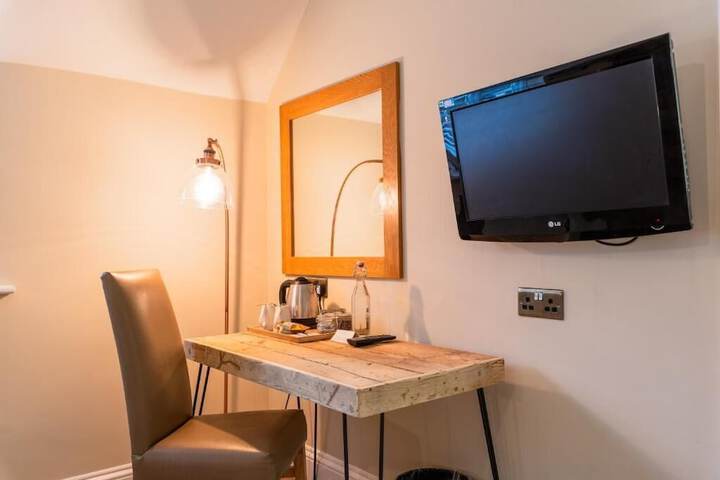 Room 14 of 47