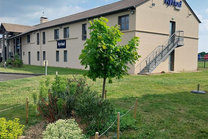 Hotel 74 of 75