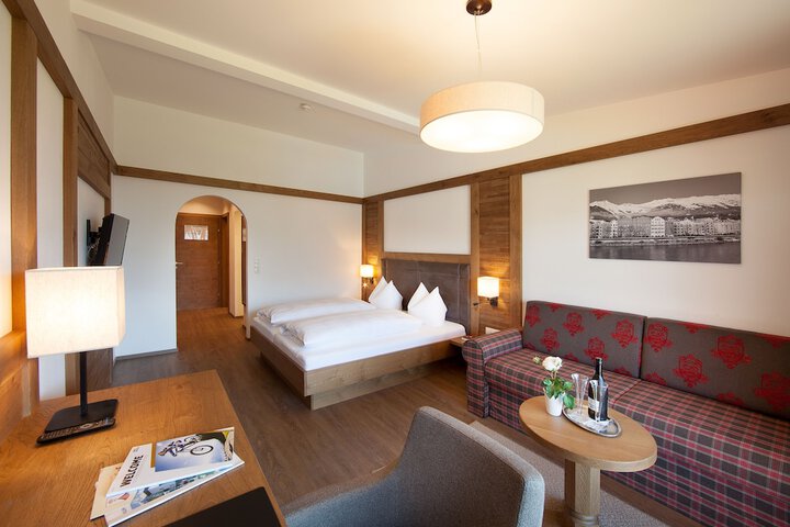 Room 8 of 54