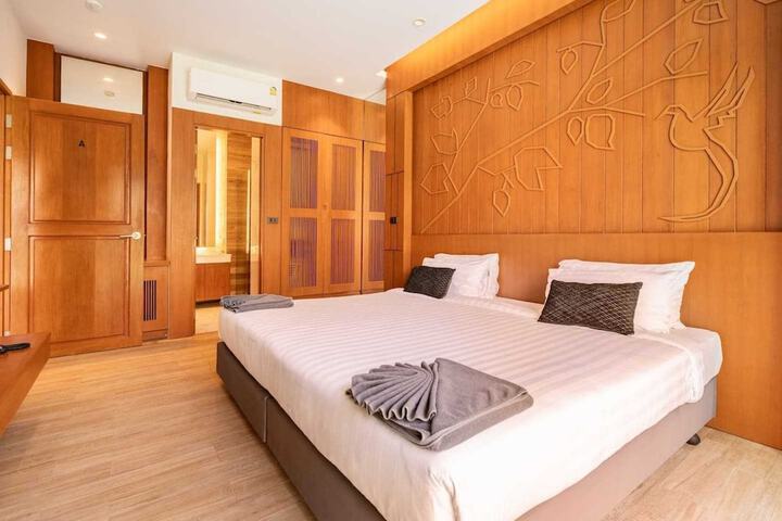 Room 20 of 132