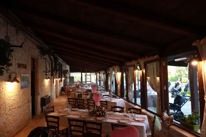 Dining 103 of 144