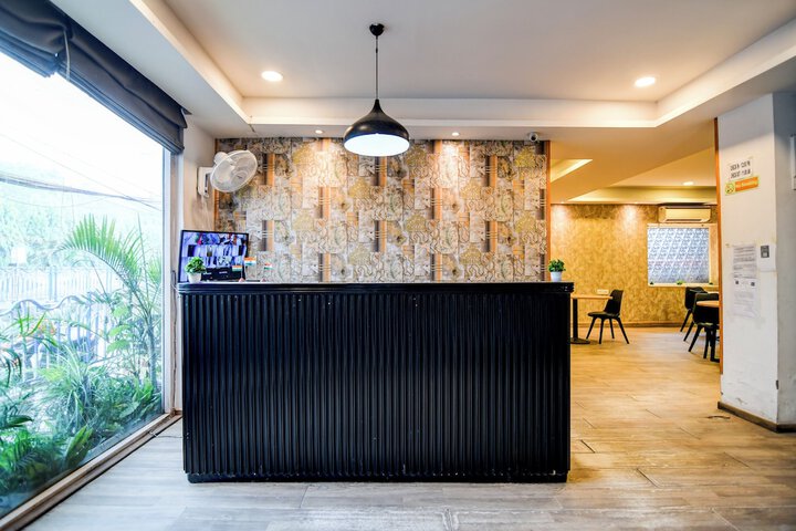 Green Arcade by Brill Room