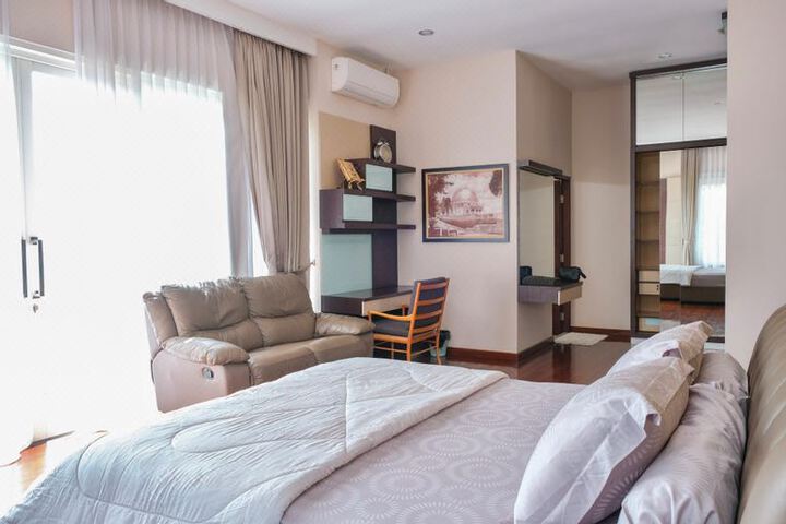The Green Wowi Torto | 5 BR | swimming pool |