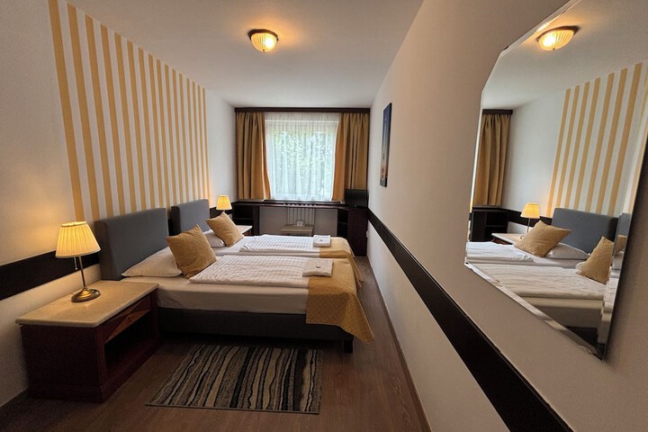 Room 21 of 41