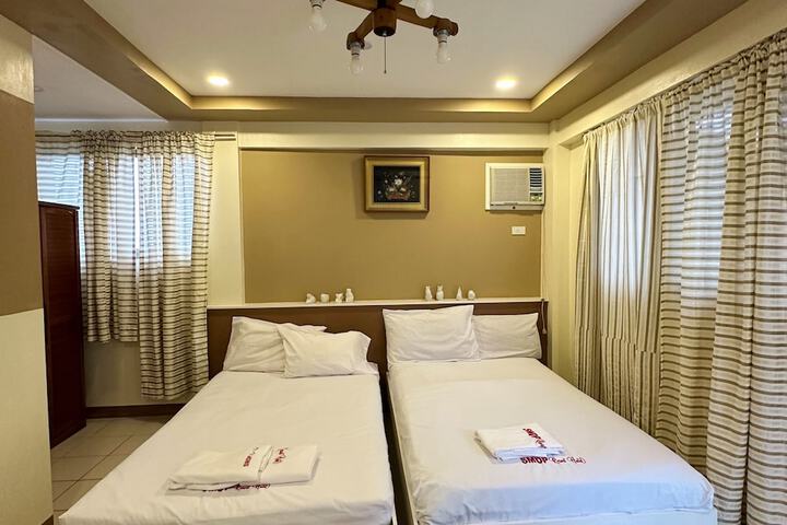 Room 14 of 72