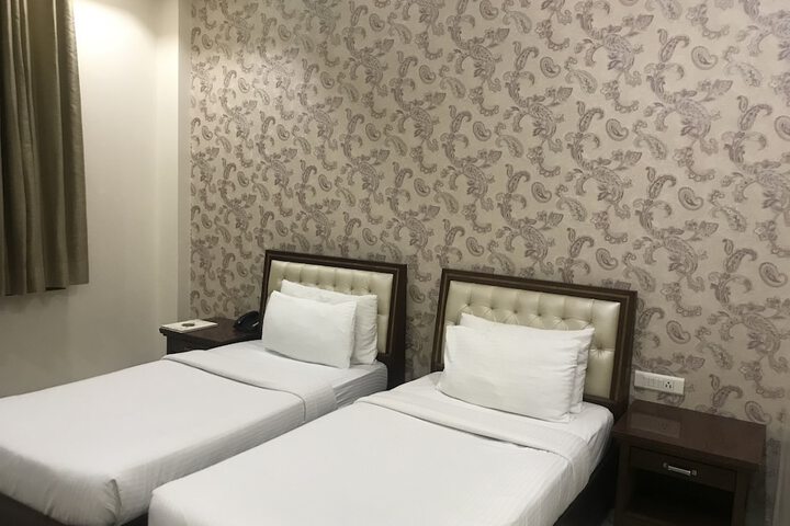 Room 56 of 288