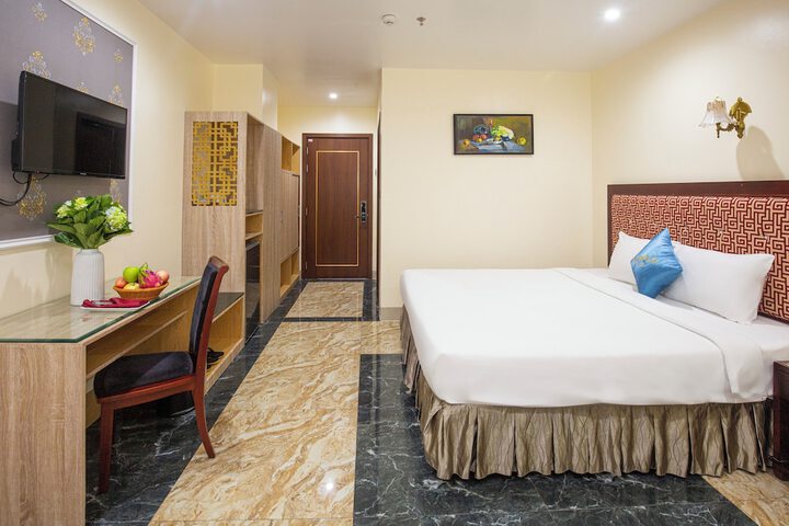 Room 45 of 150