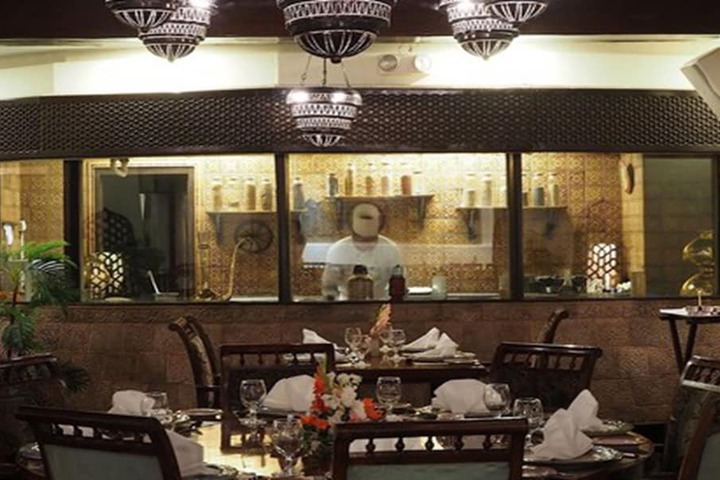 Dining 64 of 80