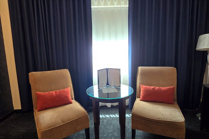 Room 23 of 74