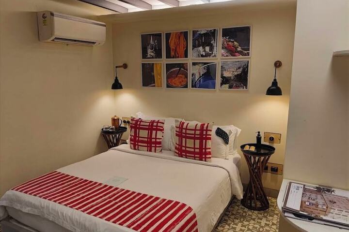 Room 7 of 41