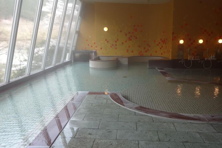 Hotel with Pool