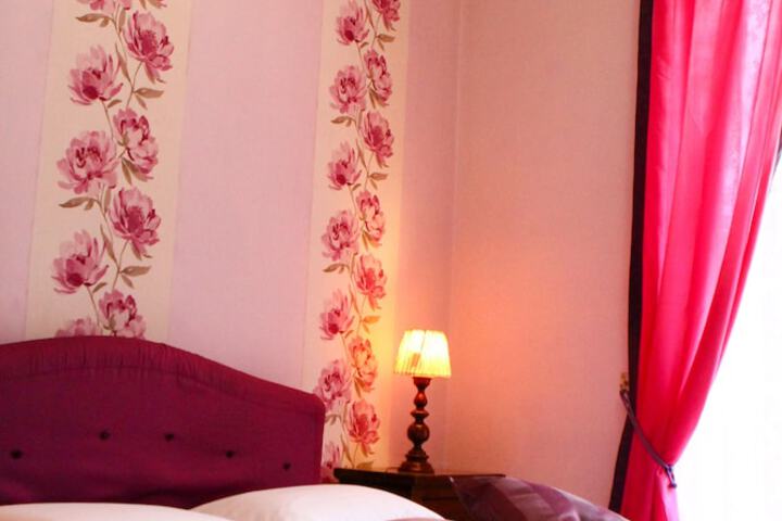 Room 20 of 49