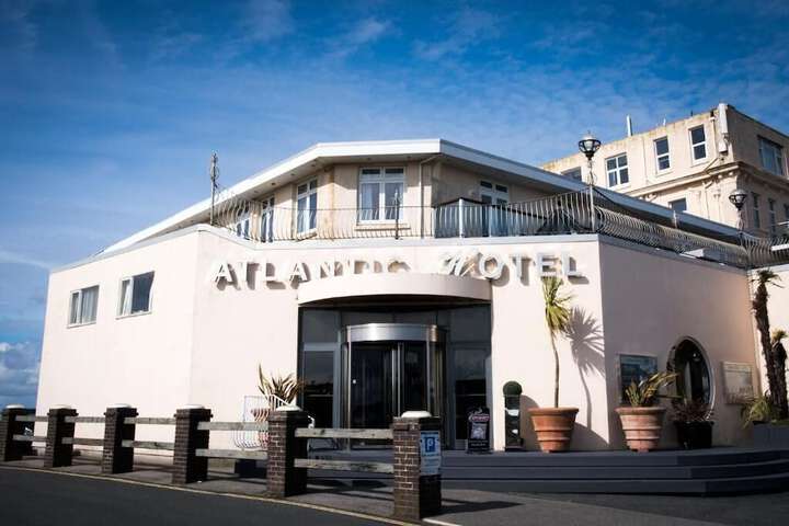 Hotel 140 of 153