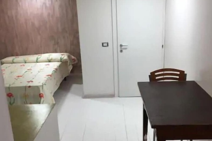 Room 10 of 15