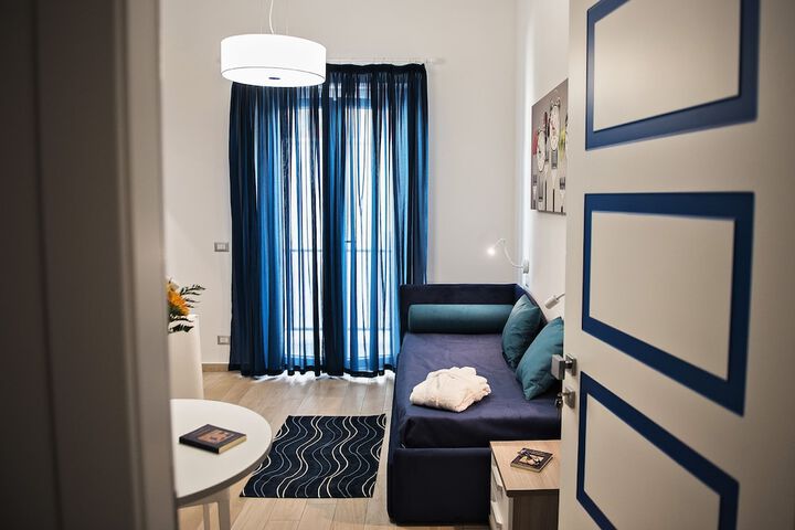 Room 2 of 54