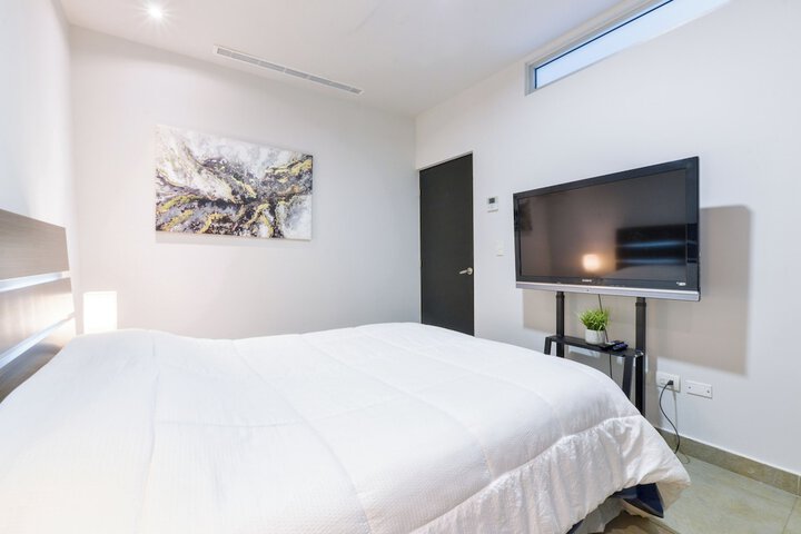 Room 51 of 224
