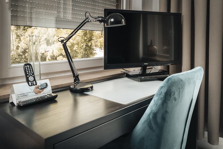 Room 6 of 31