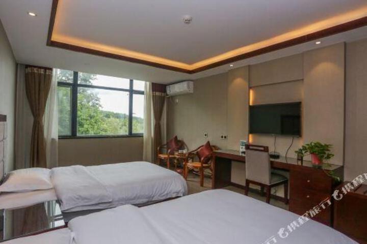 Yueliangwan Yinxiang Hotel