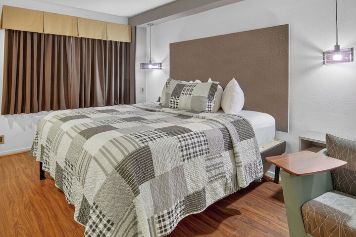 Room 20 of 43