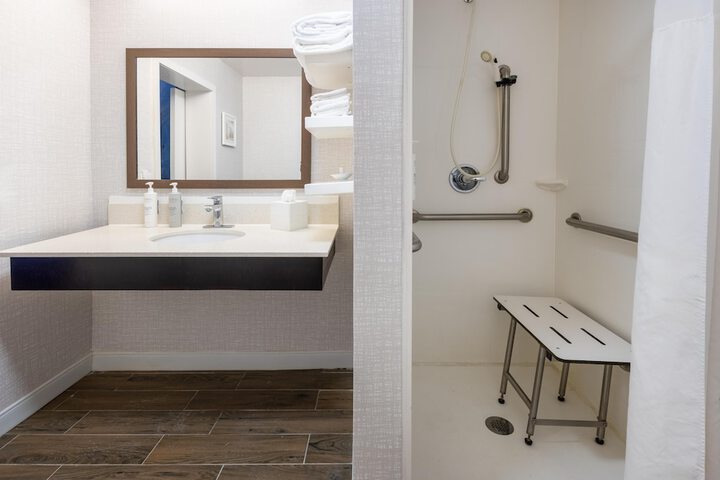 Bathroom shower