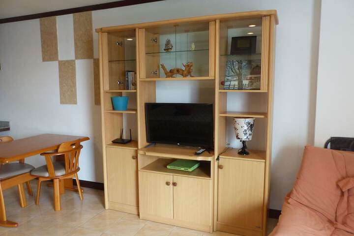 Room 4 of 30
