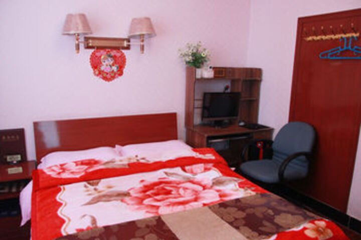 Room 14 of 30