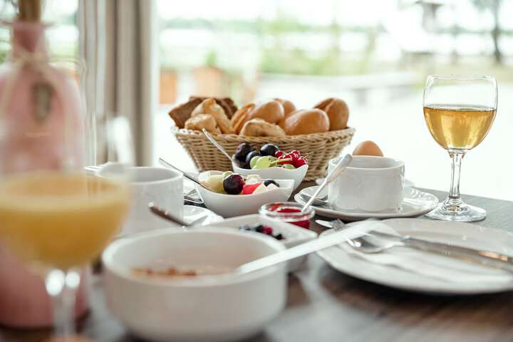 Breakfast/Coffee Service 52 of 68