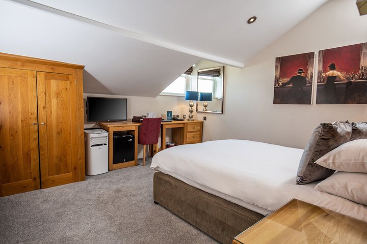 Room 74 of 205